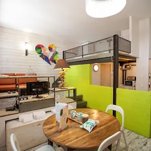 La Loge Theuriet - Bord De , Annecy France